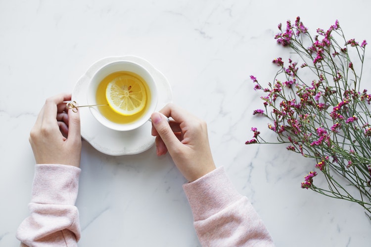 How to Make Turmeric Lemonade to Completely Relieve Stress And Anxiety